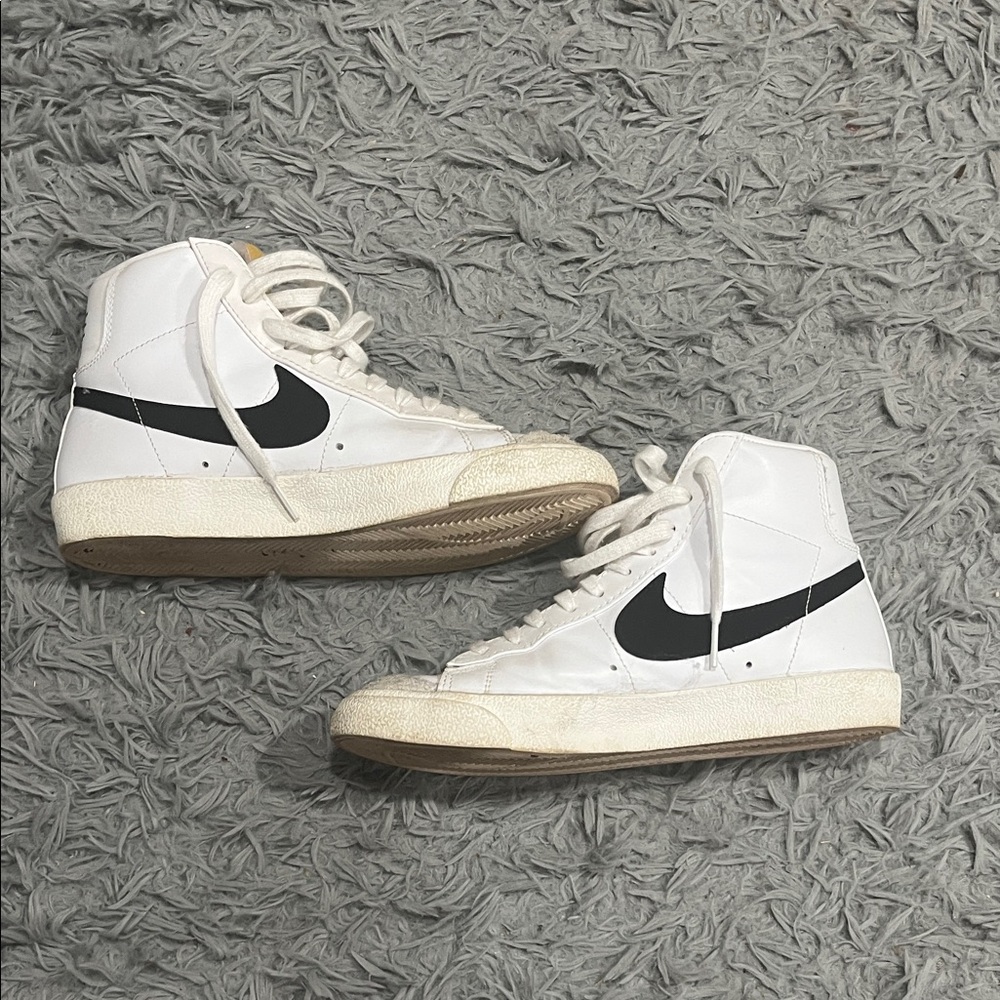 Nike White Sneakers with Red Swoosh